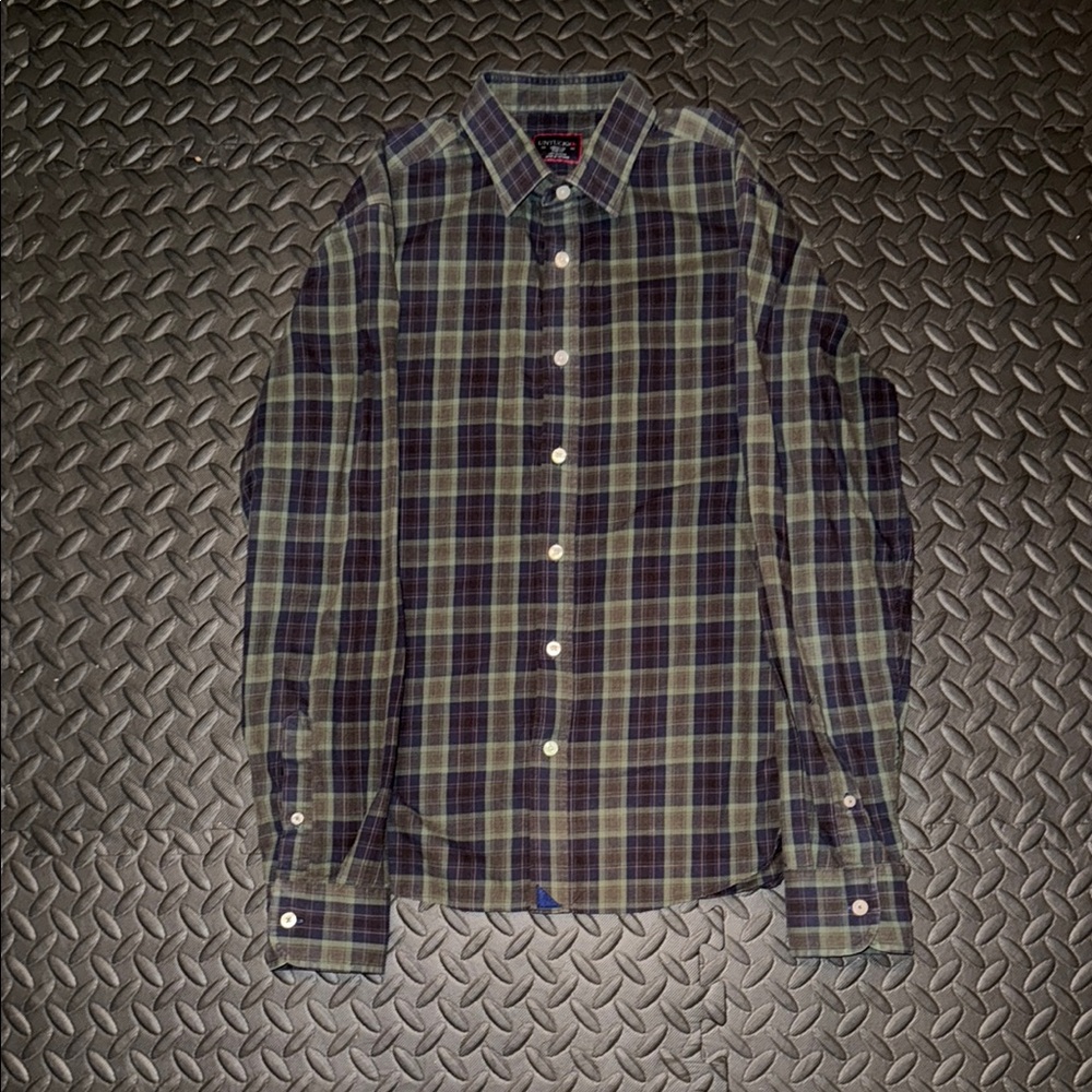UNTUCKit Green and Blue Casual Button Down Shirt